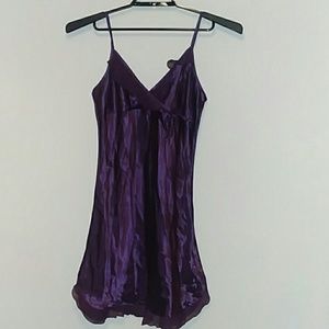 🍃 Medium puple nightgown never worn